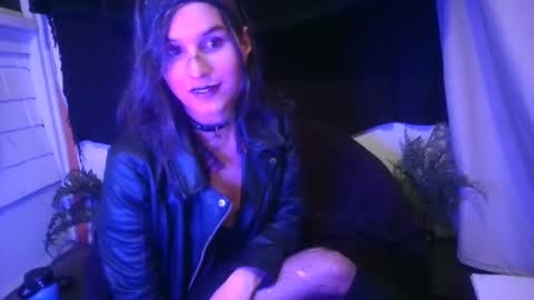 Ellie online show from 13, 12, 2024