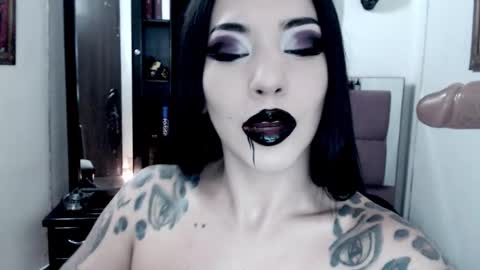 Emerald Black online show from 9, 10, 2025