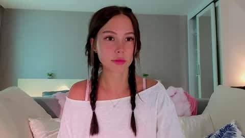 Snapshot of emelia_fox chatting on 11, 5, 2026 Emmy the sly little fox HTP is open an unforgettable show awaits you. I undress in private online show from 11, 5, 2026