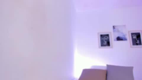 emelie_89 online show from 24, 9, 2025