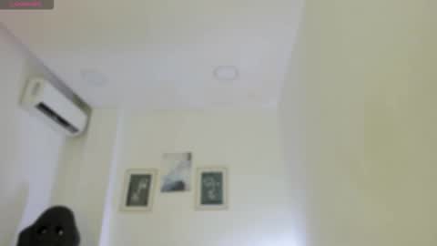 emelie_89 online show from 24, 10, 2025