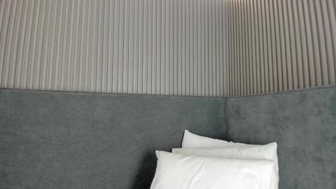 emelie_89 online show from 8, 11, 2025