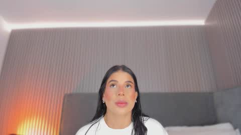 emelie_89 online show from 17, 1, 2026