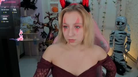 emelia online show from 31, 10, 2025