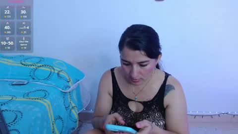 Snapshot of emelyross_ chatting on 30, 5, 2026 emely ross online show from 30, 5, 2026