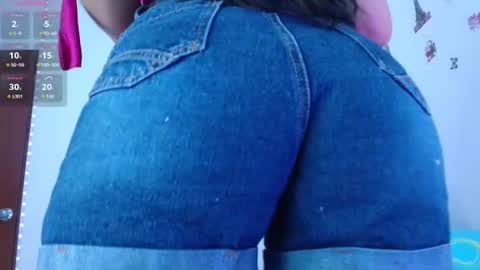 Snapshot of emelyross_ chatting on 16, 6, 2026 emely ross online show from 16, 6, 2026