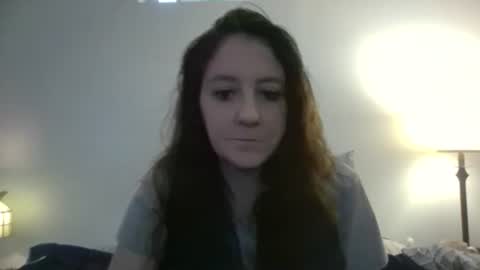 Snapshot of emeraldamnsel chatting on 3, 8, 2026 emeraldamnsel online show from 3, 8, 2026