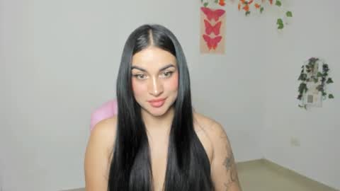 Snapshot of emi_blossom_ chatting on 8, 4, 2026 Emily online show from 8, 4, 2026