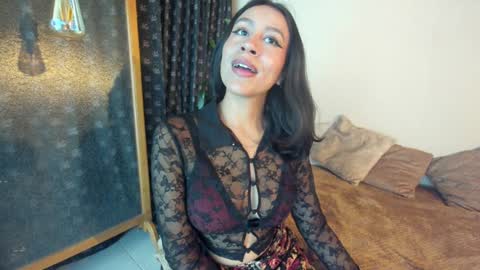 Snapshot of emigomez_ chatting on 6, 2, 2025 Emilia Gomez online show from 6, 2, 2025