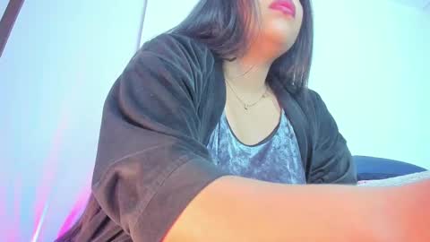 Snapshot of emiily15_ chatting on 6, 3, 2025 Emi online show from 6, 3, 2025