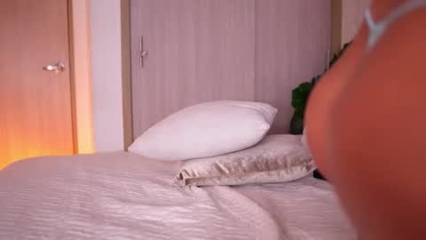    online show from 11, 3, 2026