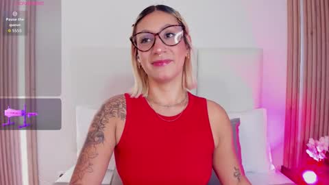 EMILY ROBERTS online show from 27, 2, 2026