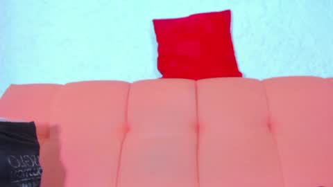 Snapshot of emiily_s chatting on 3, 1, 2025 Emily online show from 3, 1, 2025