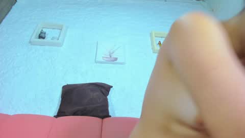 Snapshot of emiily_s chatting on 28, 1, 2025 Emily online show from 28, 1, 2025