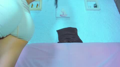 Snapshot of emiily_s chatting on 31, 1, 2025 Emily online show from 31, 1, 2025