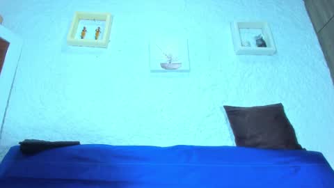 Snapshot of emiily_s chatting on 4, 3, 2025 Emily online show from 4, 3, 2025