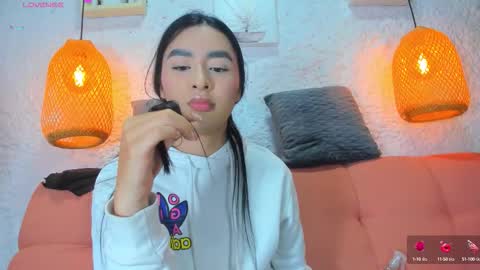 Snapshot of emiily_s chatting on 18, 9, 2025 Emily online show from 18, 9, 2025