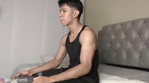 emile_239 online show from 16, 2, 2025