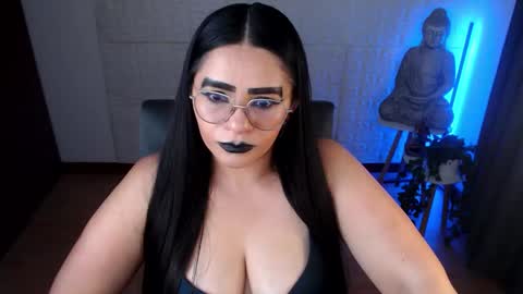 Snapshot of emili_evans_ chatting on 10, 12, 2024 POWERFULL GODDESS EMILI online show from 10, 12, 2024