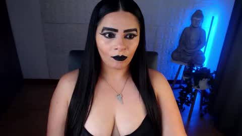 Snapshot of emili_evans_ chatting on 11, 12, 2024 POWERFULL GODDESS EMILI online show from 11, 12, 2024
