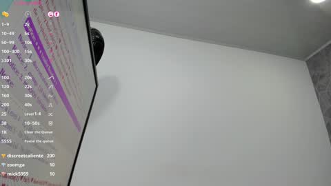 Emili Lenus online show from 25, 1, 2025