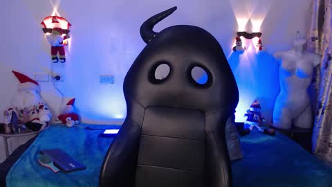 Emili roux online show from 13, 12, 2025