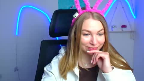 Snapshot of emilia_ilia chatting on 27, 4, 2026 Emilia online show from 27, 4, 2026