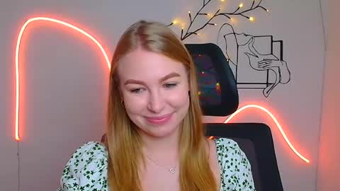 Snapshot of emilia_ilia chatting on 5, 8, 2026 Emilia online show from 5, 8, 2026