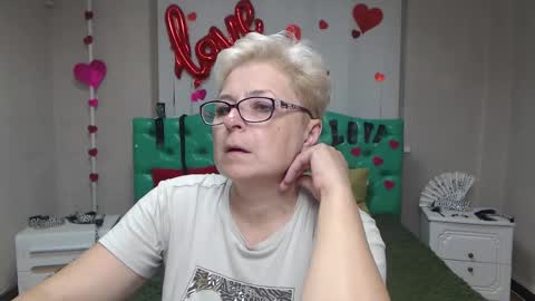 EmiliaGree online show from 14, 9, 2025