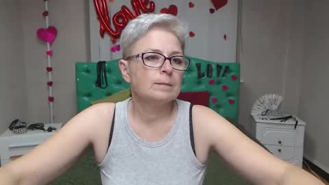 EmiliaGree online show from 14, 10, 2025