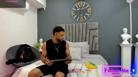 Snapshot of emilio_brandon chatting on 9, 1, 2026 Emilio online show from 9, 1, 2026