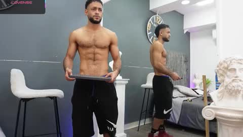 Snapshot of emilio_brandon chatting on 7, 2, 2026 Emilio online show from 7, 2, 2026