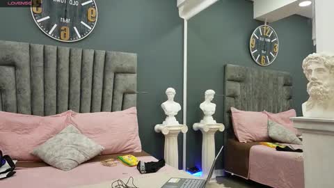 Snapshot of emilio_brandon chatting on 22, 2, 2026 Emilio online show from 22, 2, 2026