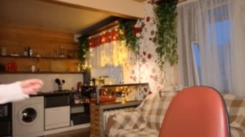 Emi  online show from 10, 3, 2026