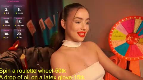 Snapshot of emiliyaroude chatting on 21, 9, 2025 Emiliya online show from 21, 9, 2025