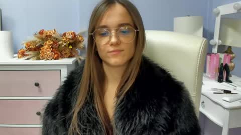 Emilly online show from 11, 4, 2026