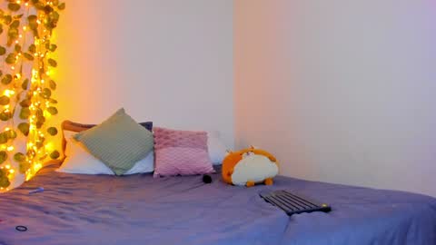 emilly online show from 3, 2, 2025