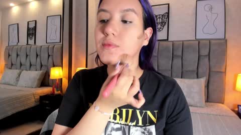 Emily online show from 31, 12, 2024