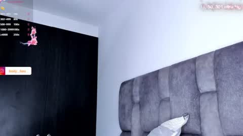 Snapshot of emily___fox chatting on 20, 7, 2026 Emily online show from 20, 7, 2026