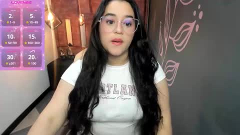 EMILY FOX online show from 13, 9, 2025