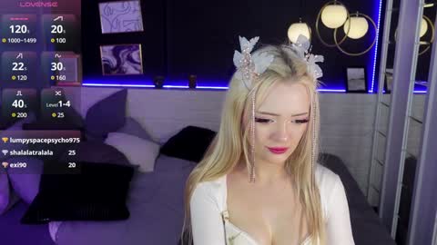 Emily online show from 21, 12, 2024