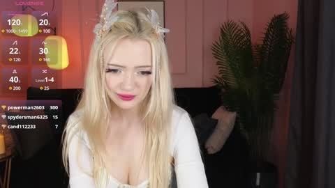 Emily online show from 25, 12, 2024