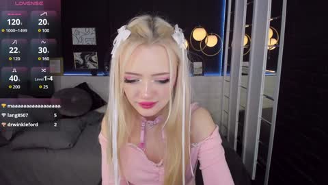 Emily online show from 28, 12, 2024