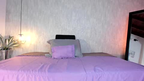 Emily online show from 11, 12, 2024