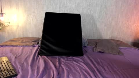 Emily online show from 11, 12, 2024