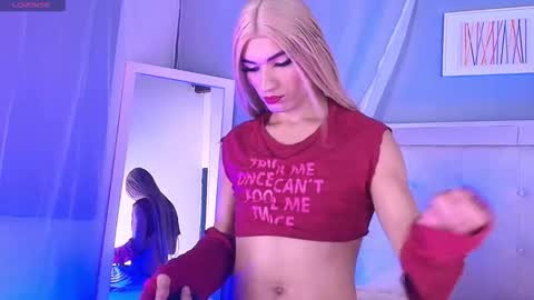 emily_castillo1_ online show from 15, 1, 2026