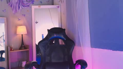 emily_castillo1_ online show from 31, 3, 2026