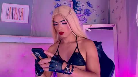 emily_castillo1_ online show from 21, 5, 2026
