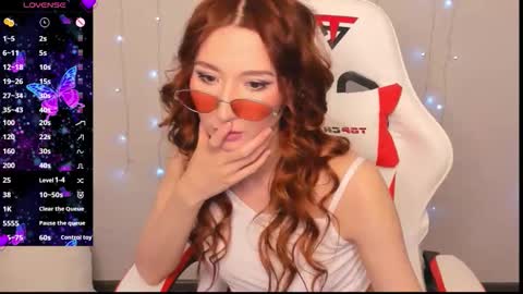 Snapshot of emily_cline chatting on 16, 10, 2025 emily_cline online show from 16, 10, 2025