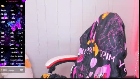 Snapshot of emily_cline chatting on 31, 10, 2025 emily_cline online show from 31, 10, 2025